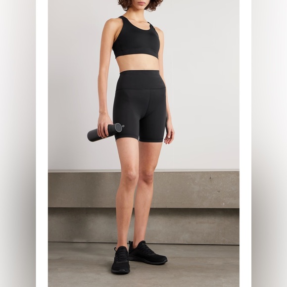 lululemon athletica Pants - LULULEMON size 6 tall bike shorts